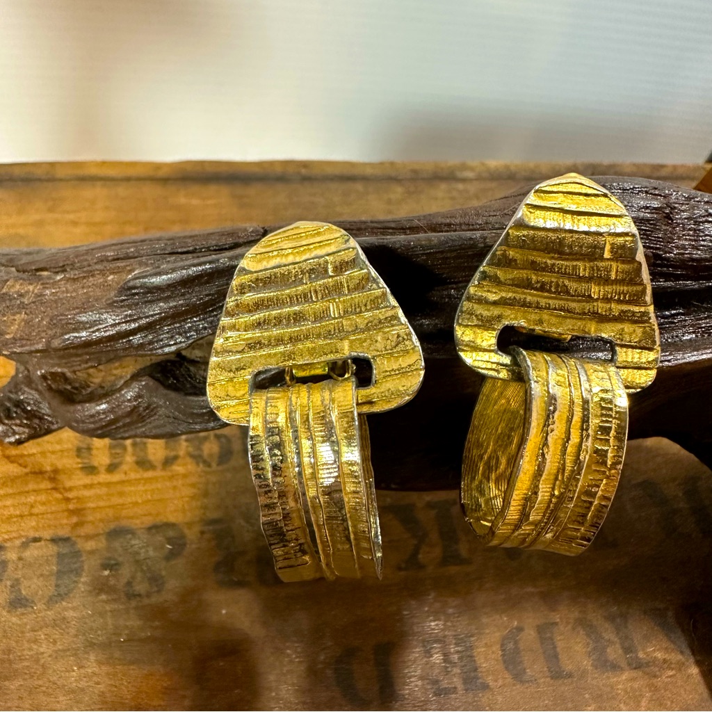 Cadoro Gold Tone Clip Earrings -Large Vintage And Fabulous